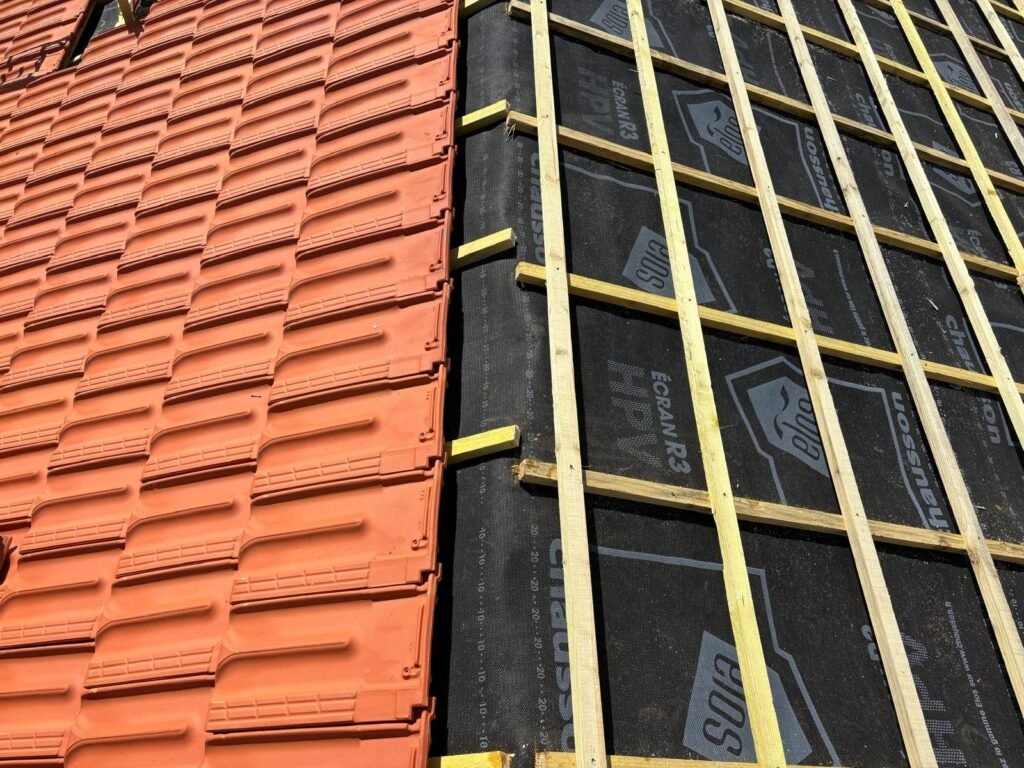 Toiture neuve en tuiles – Couvreur Drap RB